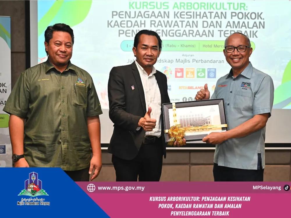KURSUS ARBORIKULTUR PENJAGAAN KESIHATAN POKOK