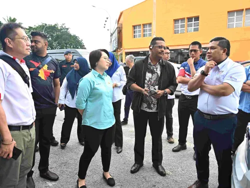 TURUN PADANG BARISAN PENGURUSAN