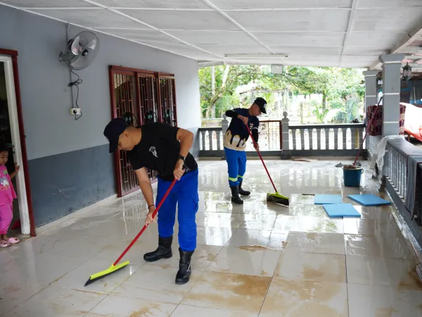 BANTUAN BANJIR BATU ARANG