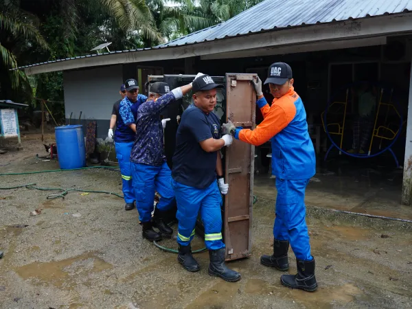 BANTUAN BANJIR BATU ARANG