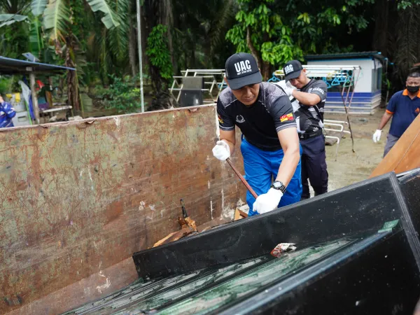 BANTUAN BANJIR BATU ARANG