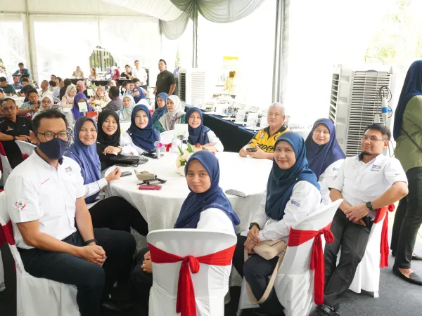 MAJLIS PERASMIAN WARNA WARNI BOTANI FESTIVAL FABRIKASI