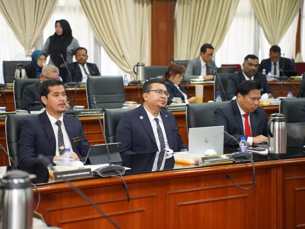 Mesyuarat Majlis April