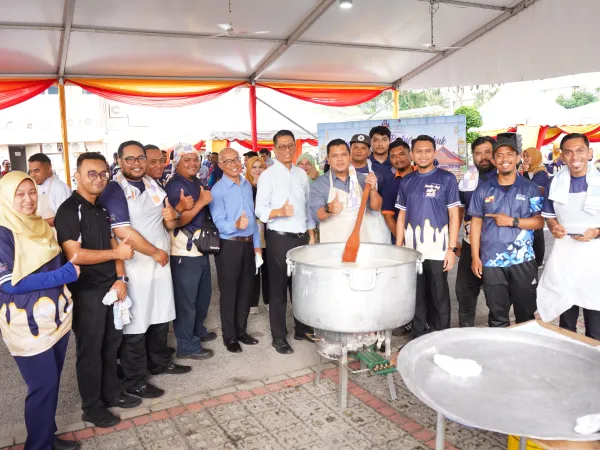 Riuh Rendah Bubur Lambuk MPS