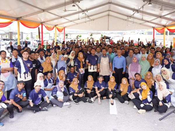 Riuh Rendah Bubur Lambuk MPS