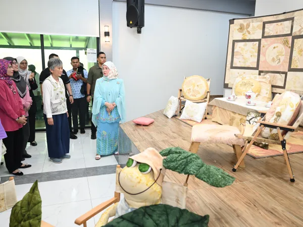 MAJLIS PERASMIAN WARNA WARNI BOTANI FESTIVAL FABRIKASI