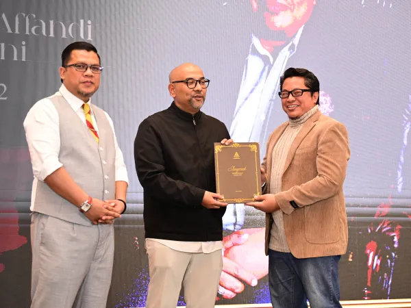ANUGERAH PERKHIDMATAN CEMERLANG