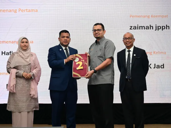 Perhimpunan Bulanan April