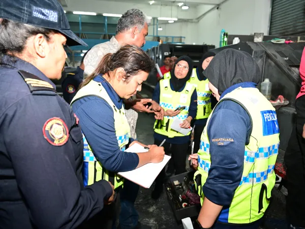 OPERASI BERSAMA KDN