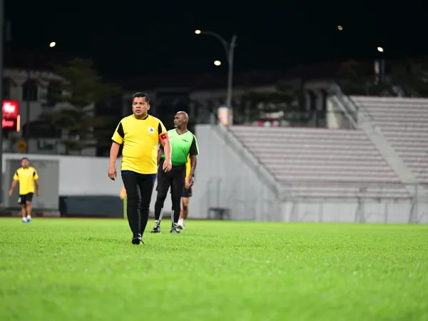 	PERLAWANAN BOLA SEPAK PERSAHABATAN ANTARA MPAJ & MPS