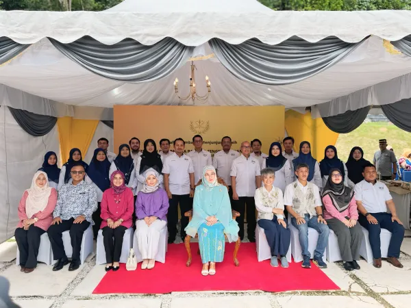 MAJLIS PERASMIAN WARNA WARNI BOTANI FESTIVAL FABRIKASI