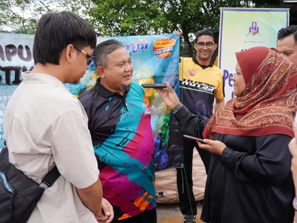 KEMPEN PENGUMPULAN BOTOL PLASTIK 100,000 KG SEMPENA JELAJAH ASPIRASI MALAYSIA 2025