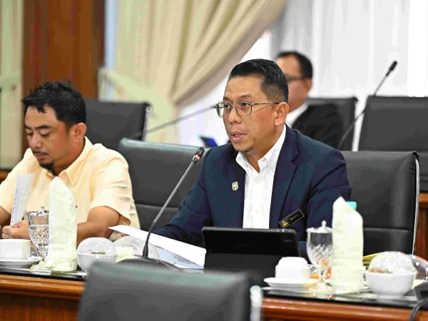 MESYUARAT BERSAMA ADUN