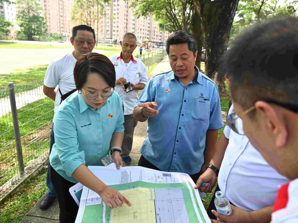 TURUN PADANG BARISAN PENGURUSAN