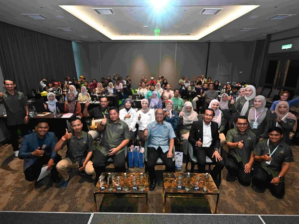 KURSUS ARBORIKULTUR PENJAGAAN KESIHATAN POKOK