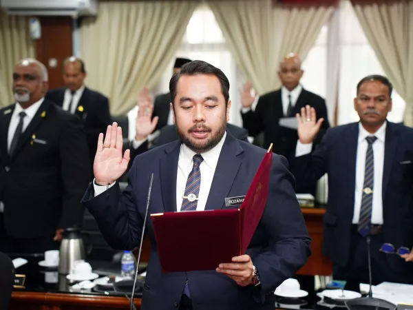 LAFAZ AKUAN TERIMA JAWATAN AHLI MAJLIS PENGGAL 2026-2027