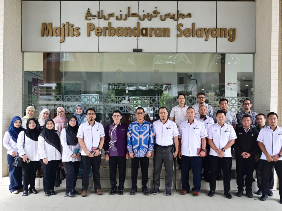 KUNJUNGAN BALAS MP TEMERLOH KE MAJLIS PERBANDARAN SELAYANG