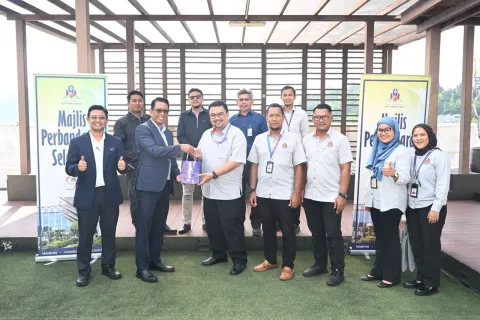 LAWATAN DEWAN BANDARAYA KUALA LUMPUR (DBKL) KE MPS