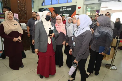 LAWATAN MPKS KE MPS